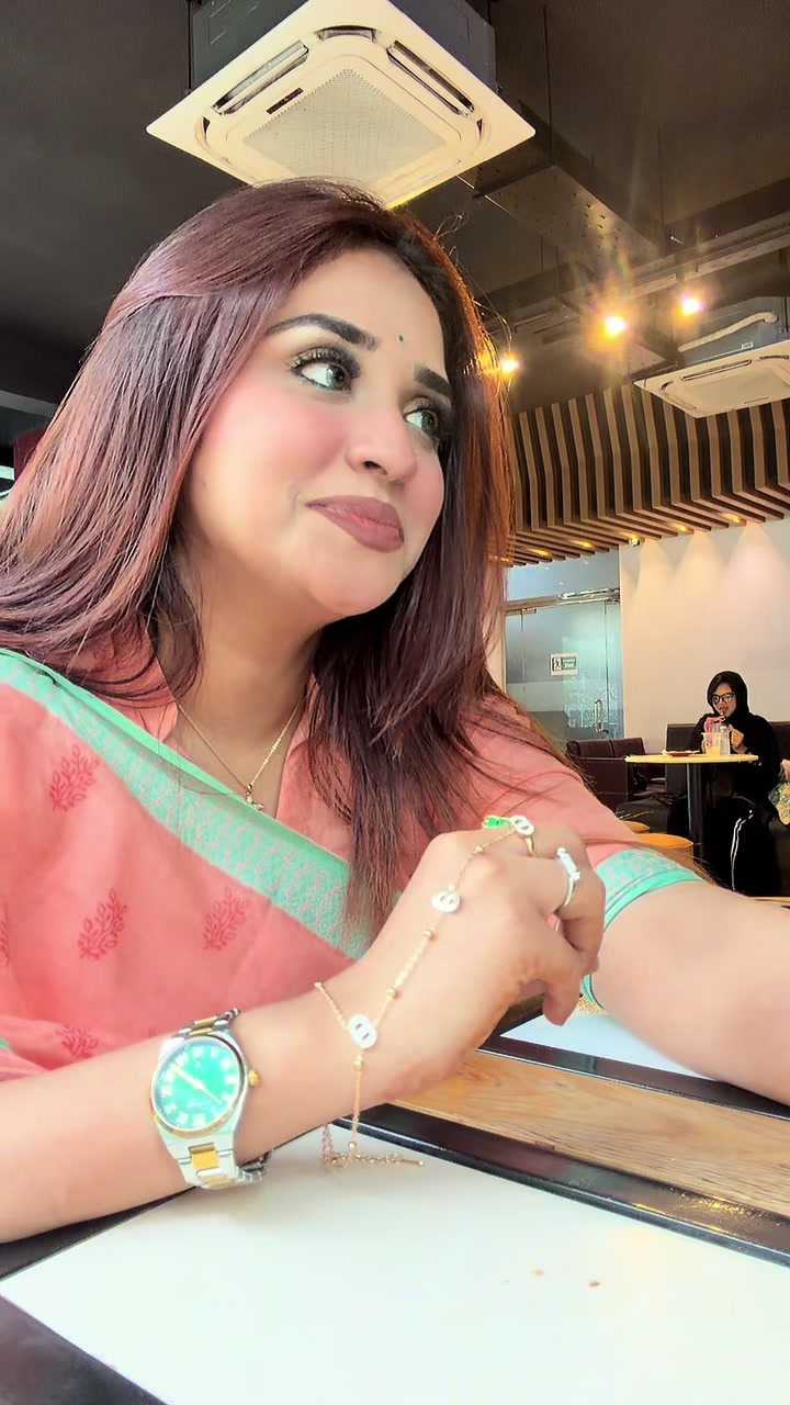@Farah_Chowdhury