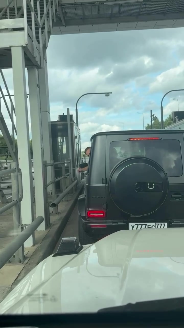@Z4V