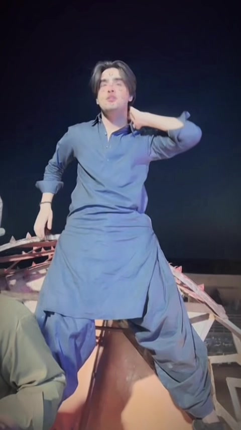 @ArSalankhAnEli😎