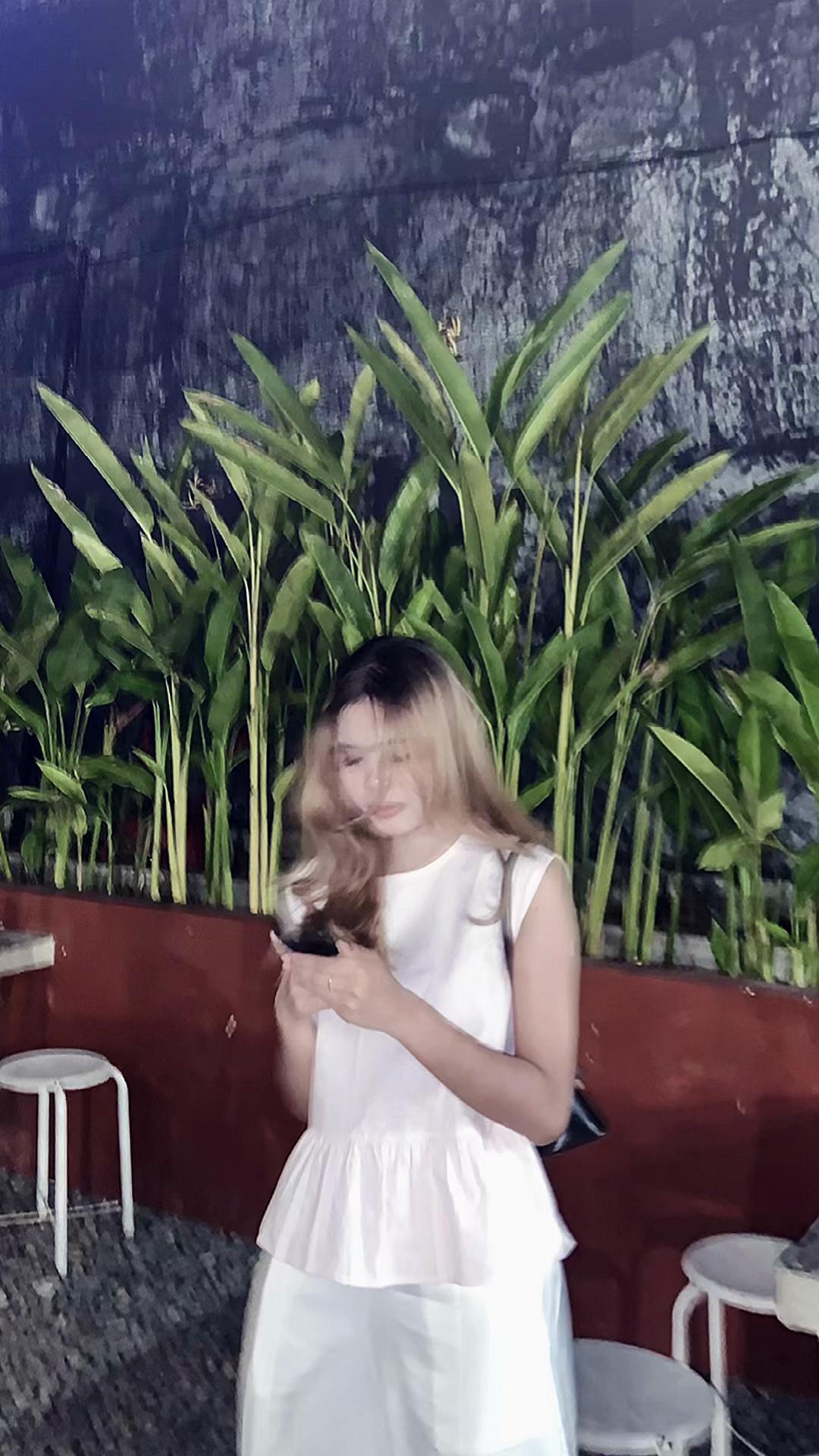 @Febriyy