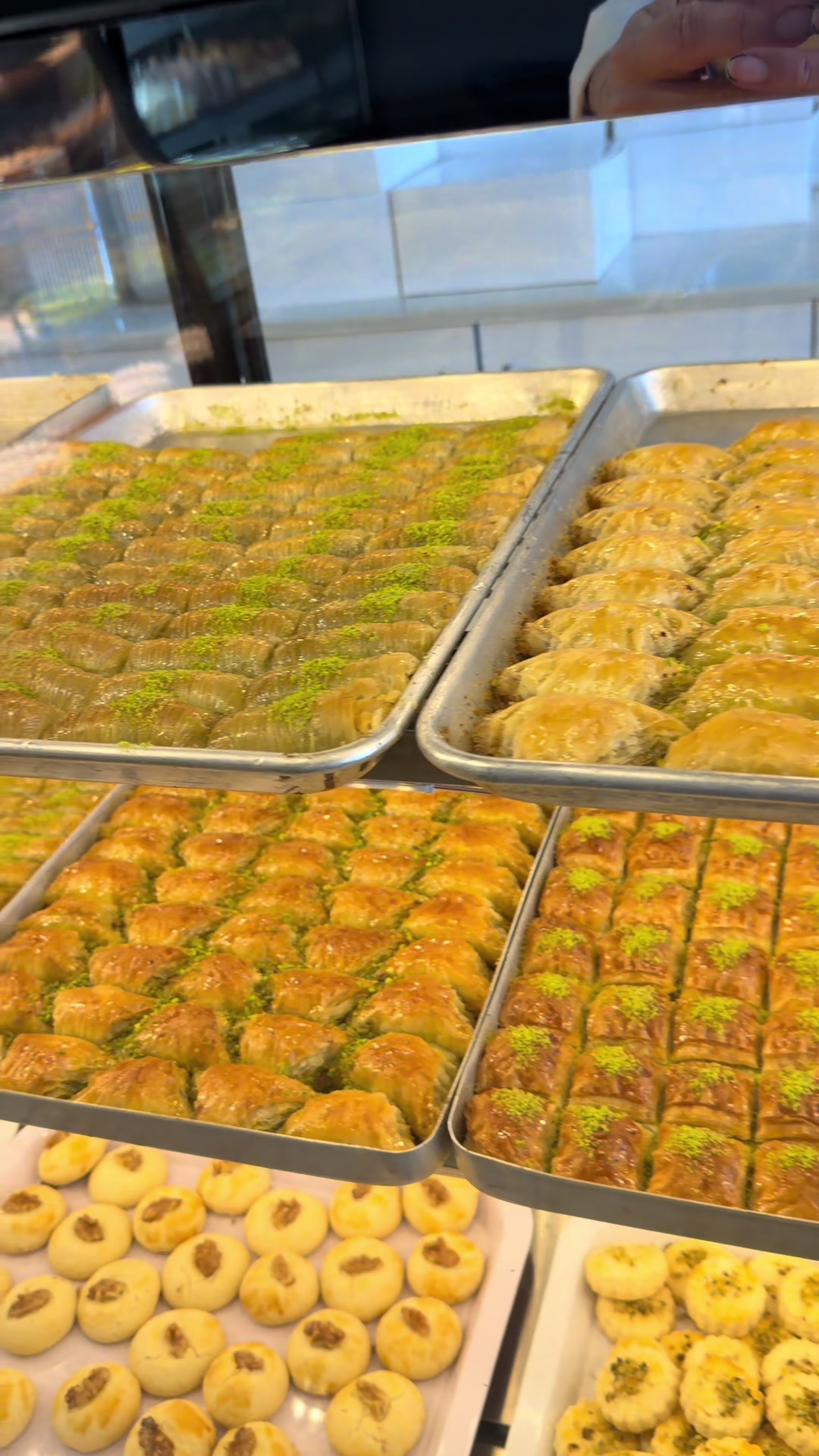 @M&B Bakery and Cakes