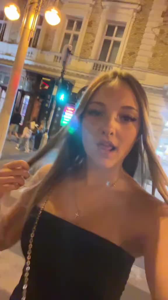 @_valery_
