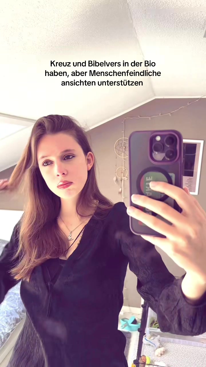@Anna 🦖