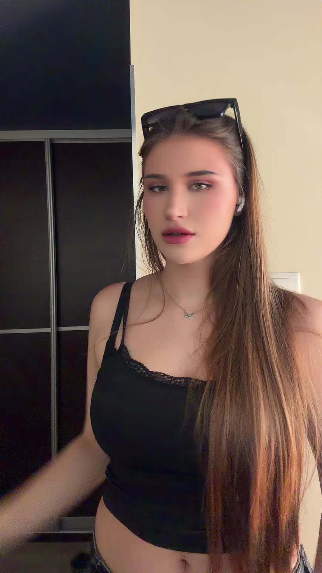 @Лиза