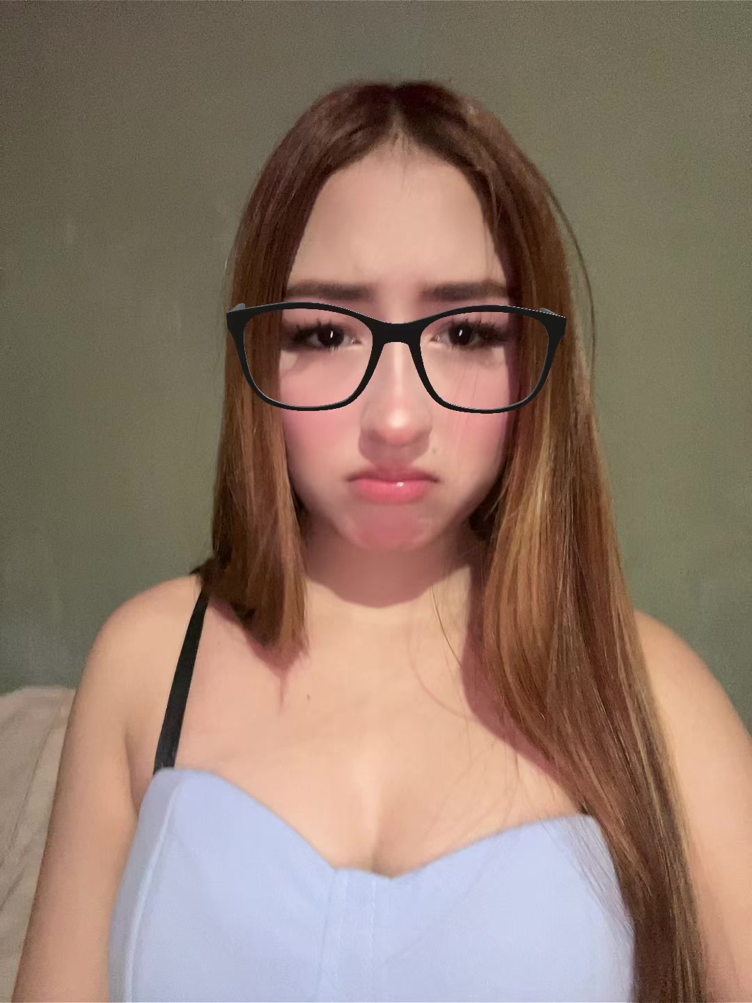 @𝐀𝐒𝐇𝐇𝐋𝐄𝐘 𝐕𝐄𝐋𝐈𝐙𝐙