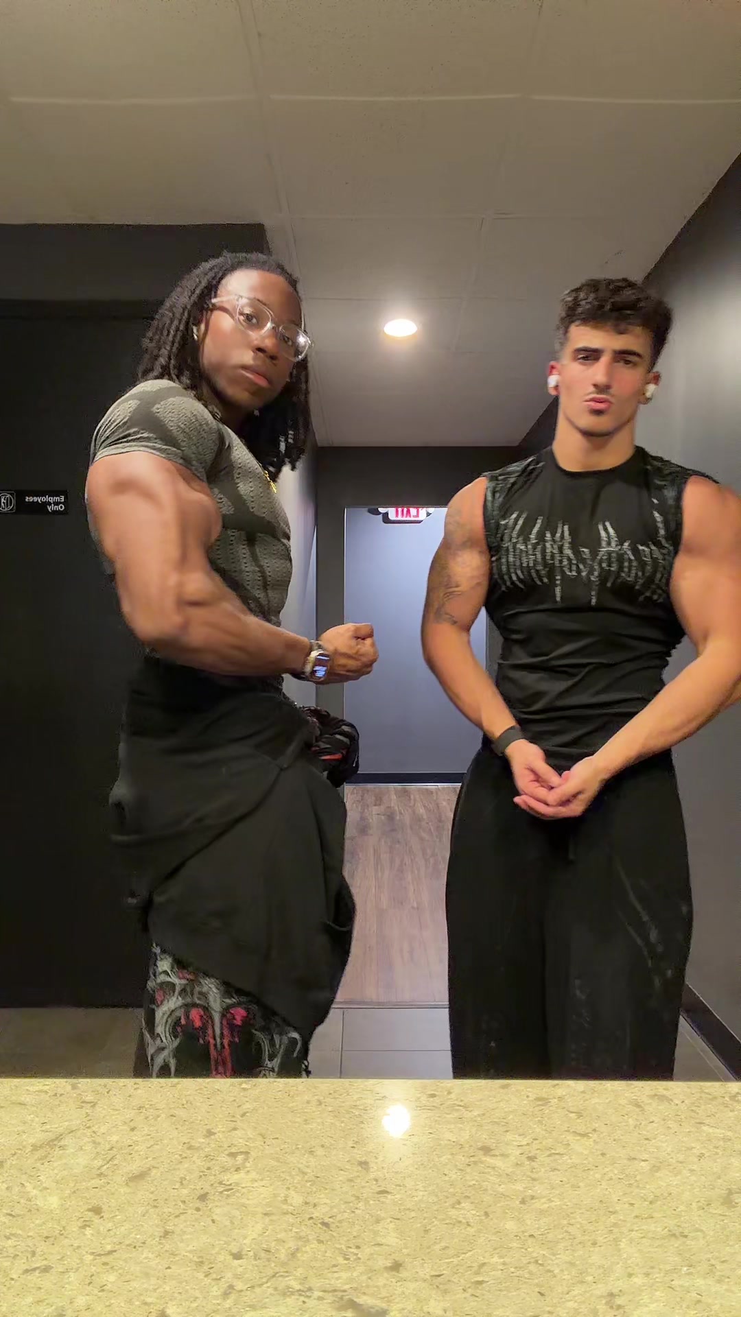 @jaishonbent