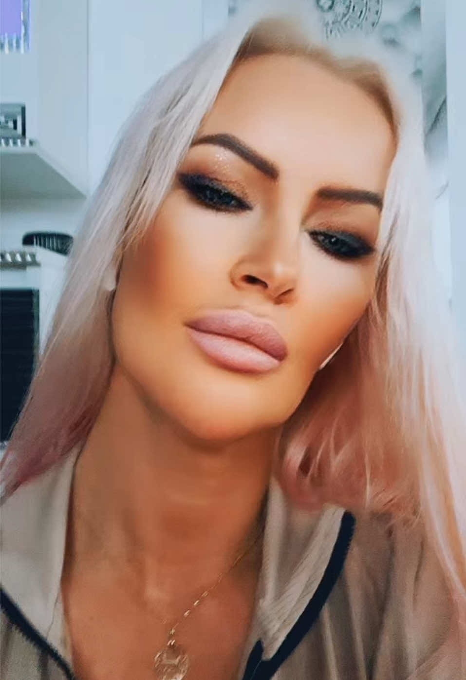 @Ewana2022