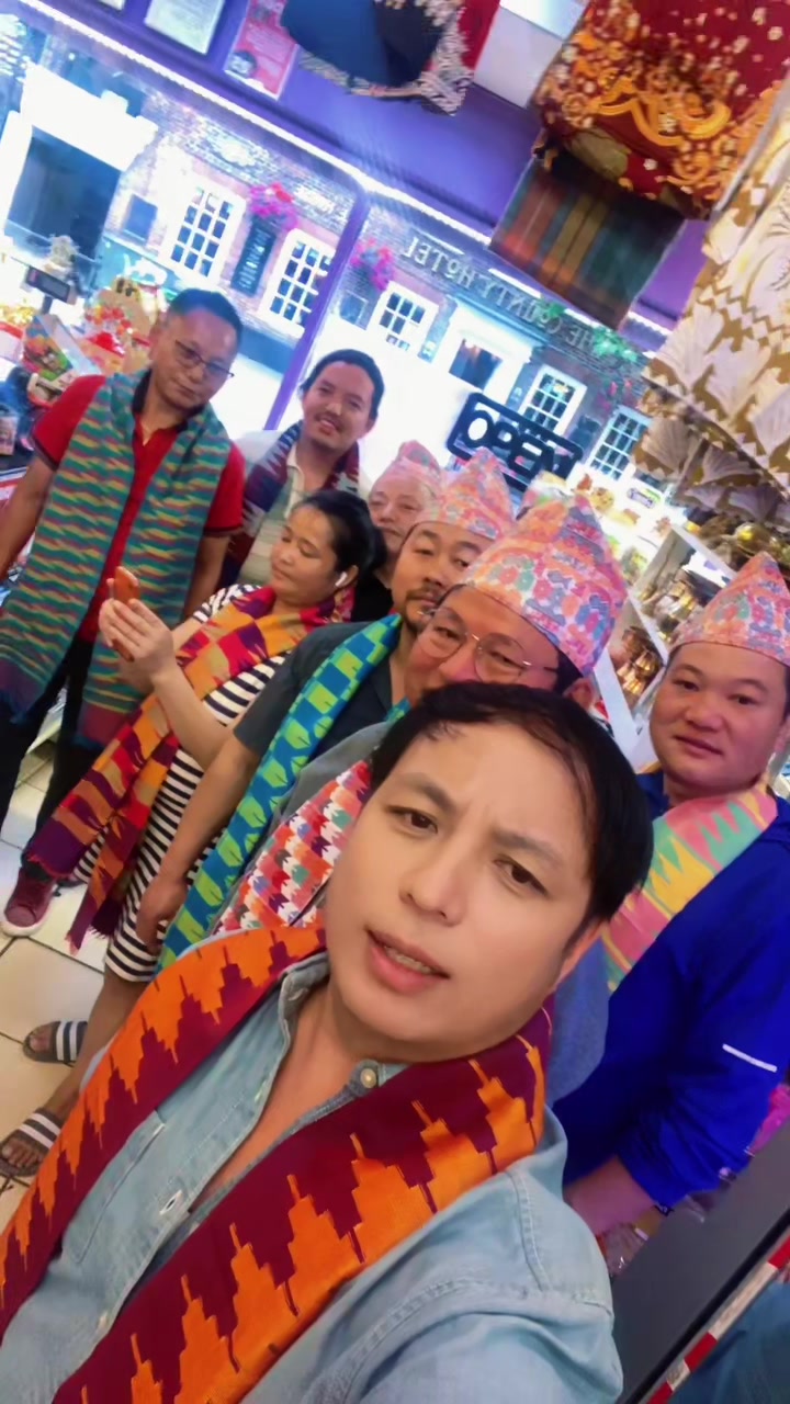 @Dinesh Lingkhim