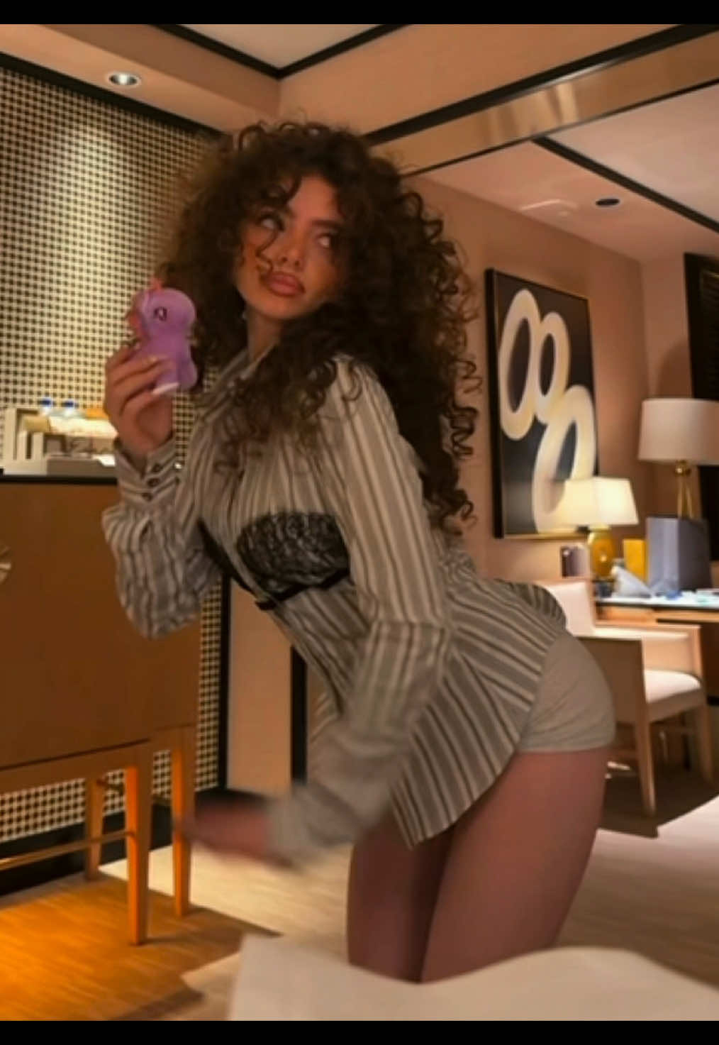 @𝐈.