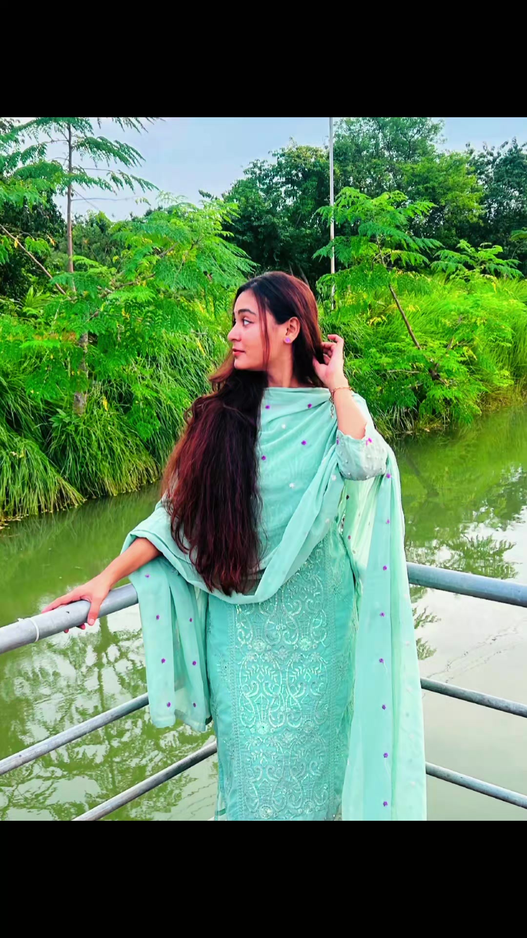 @🦋অবন্তী🦋