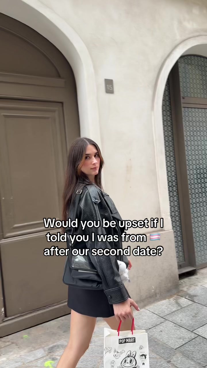 @victoriaantoinet