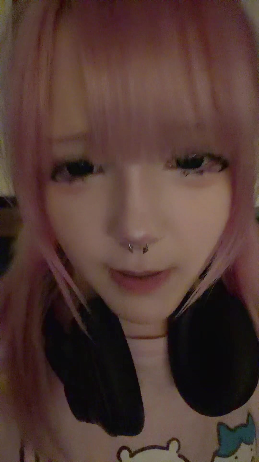 @(▀▀̮▀) Me: