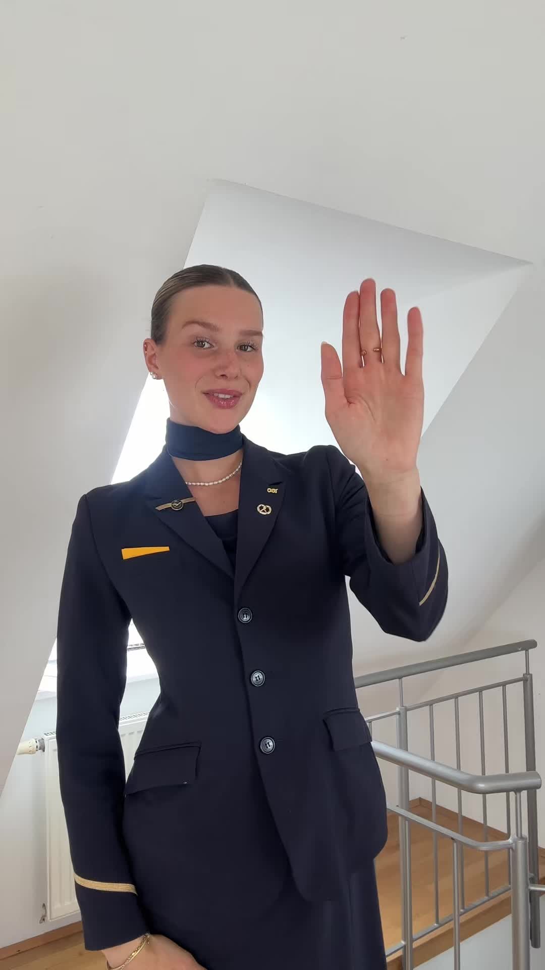 @Lilly | Flight Attendant 💌
