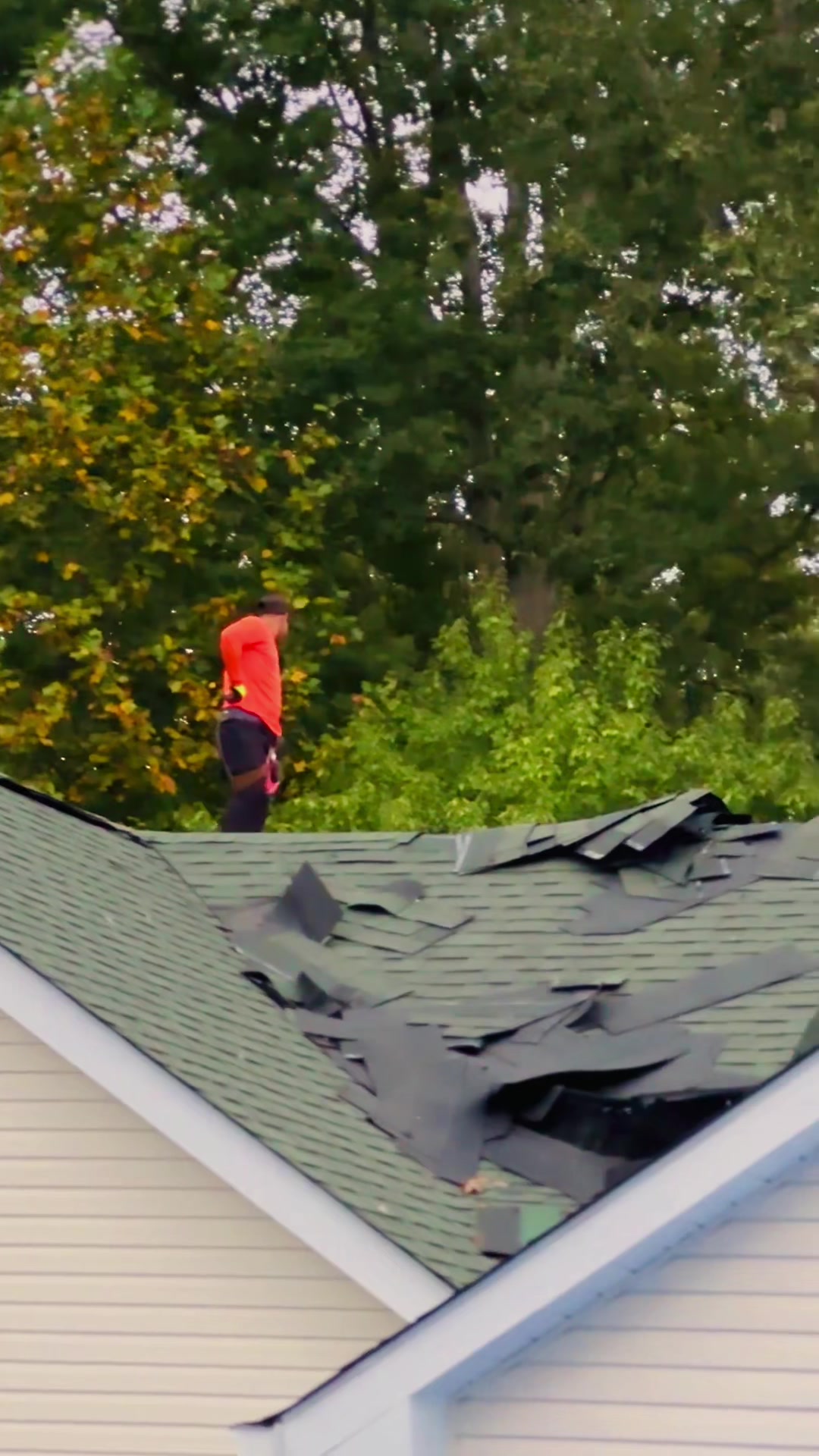@RESCUE ROOFING