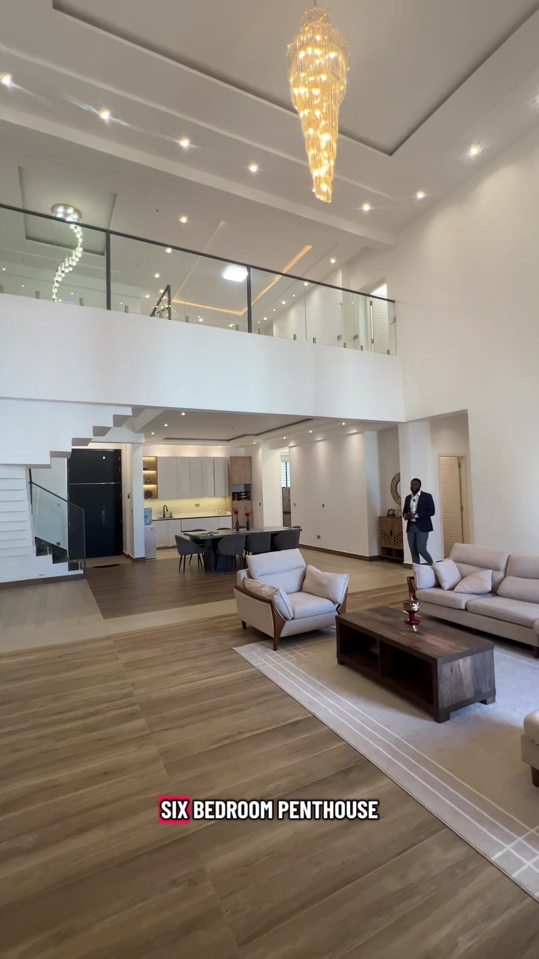 @chrisurbanrealty