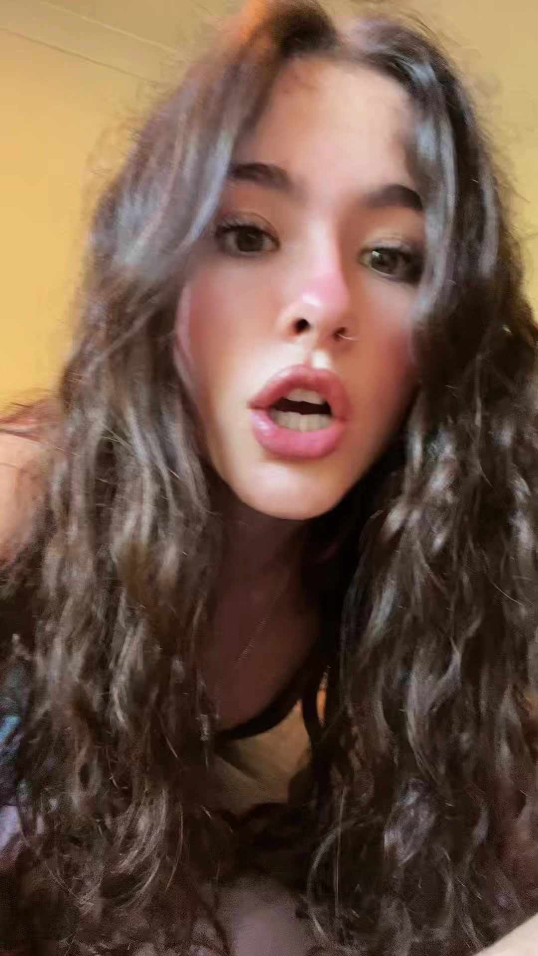 @Mia