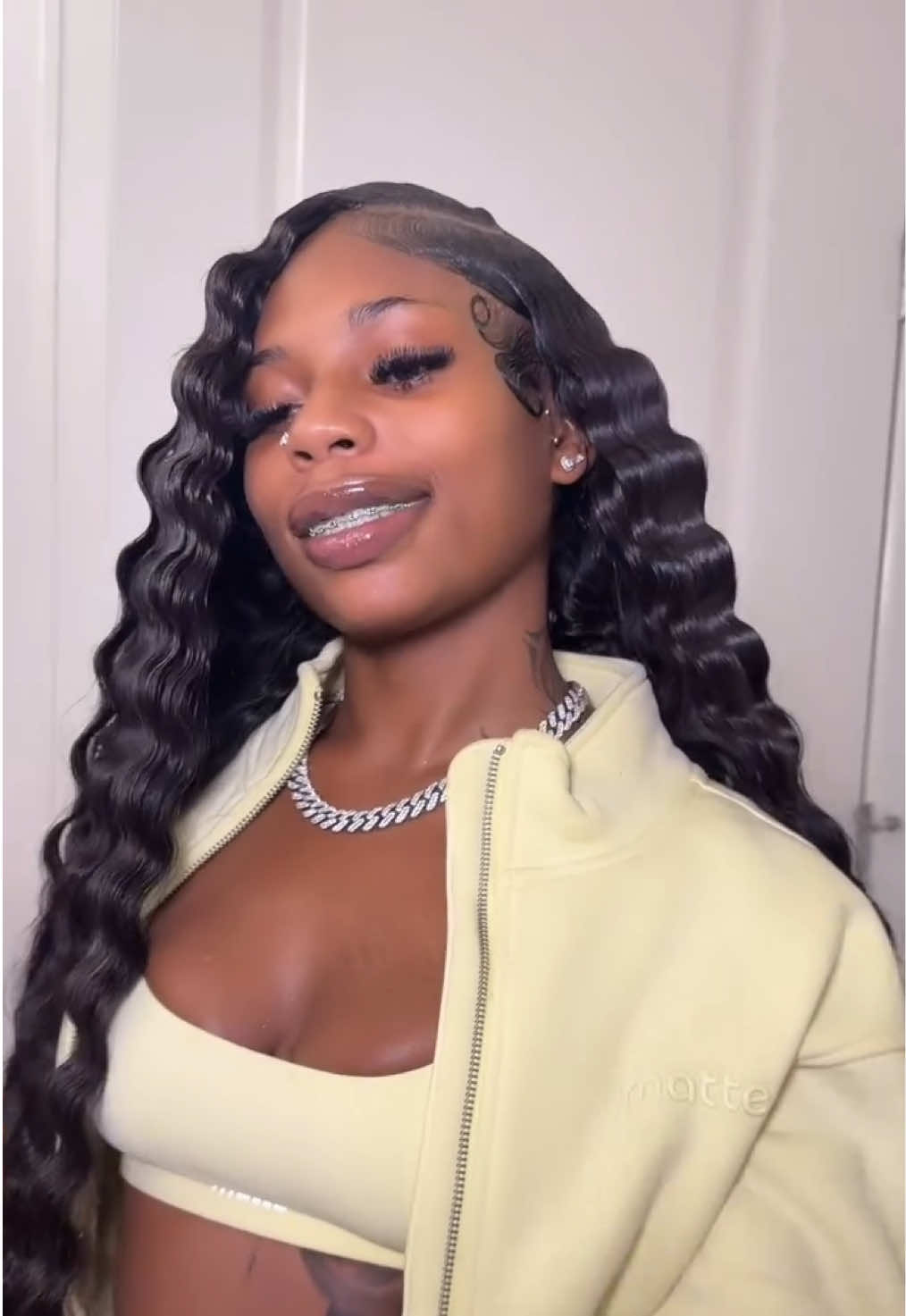 @thedoll_stylists