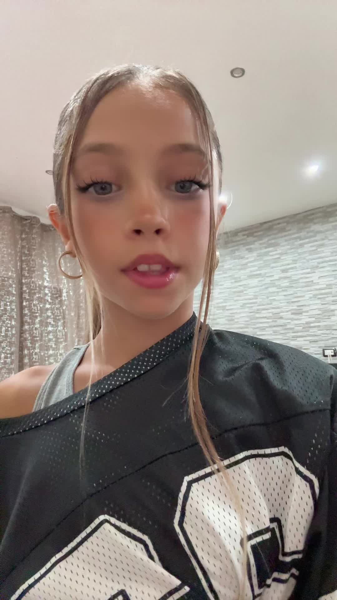 @Sharon Irimia