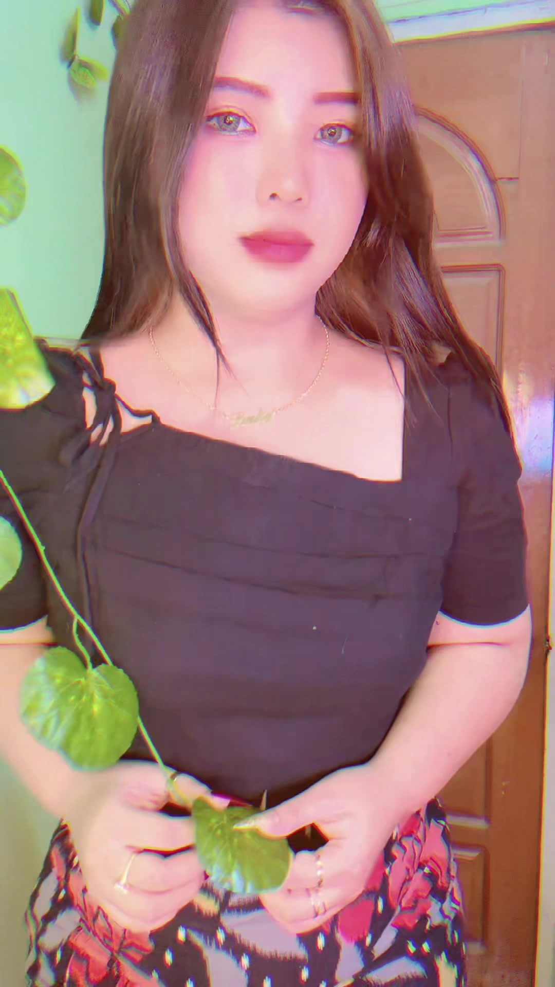 @🌺 Khin Kyae Hmone San 🌺