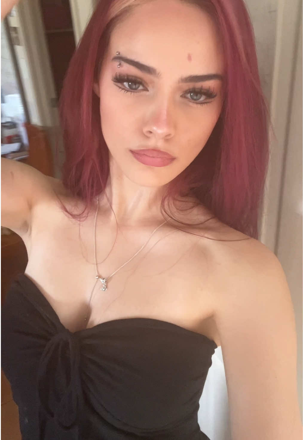 @ehanananafox