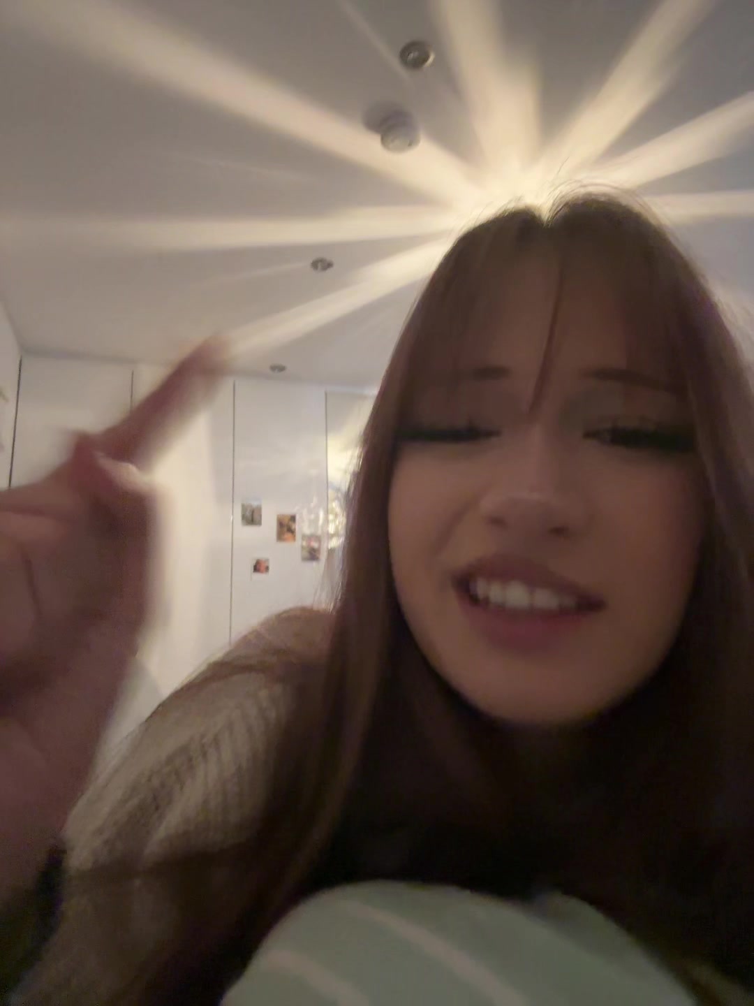 @Elina🦇