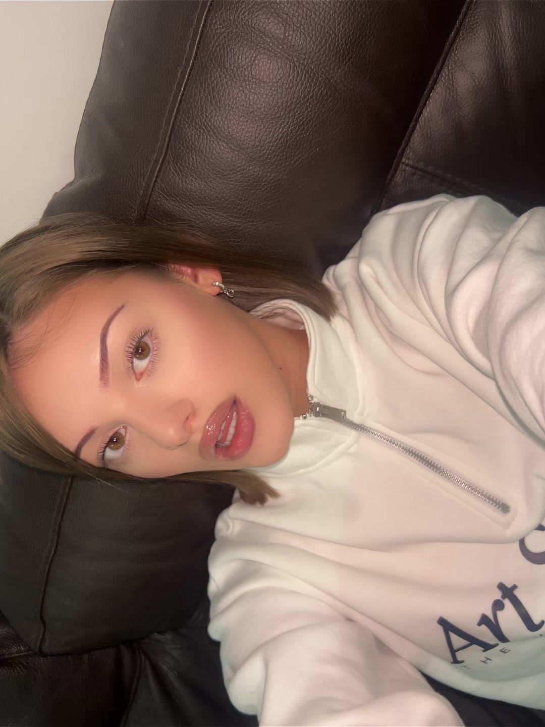 @angelovaaa