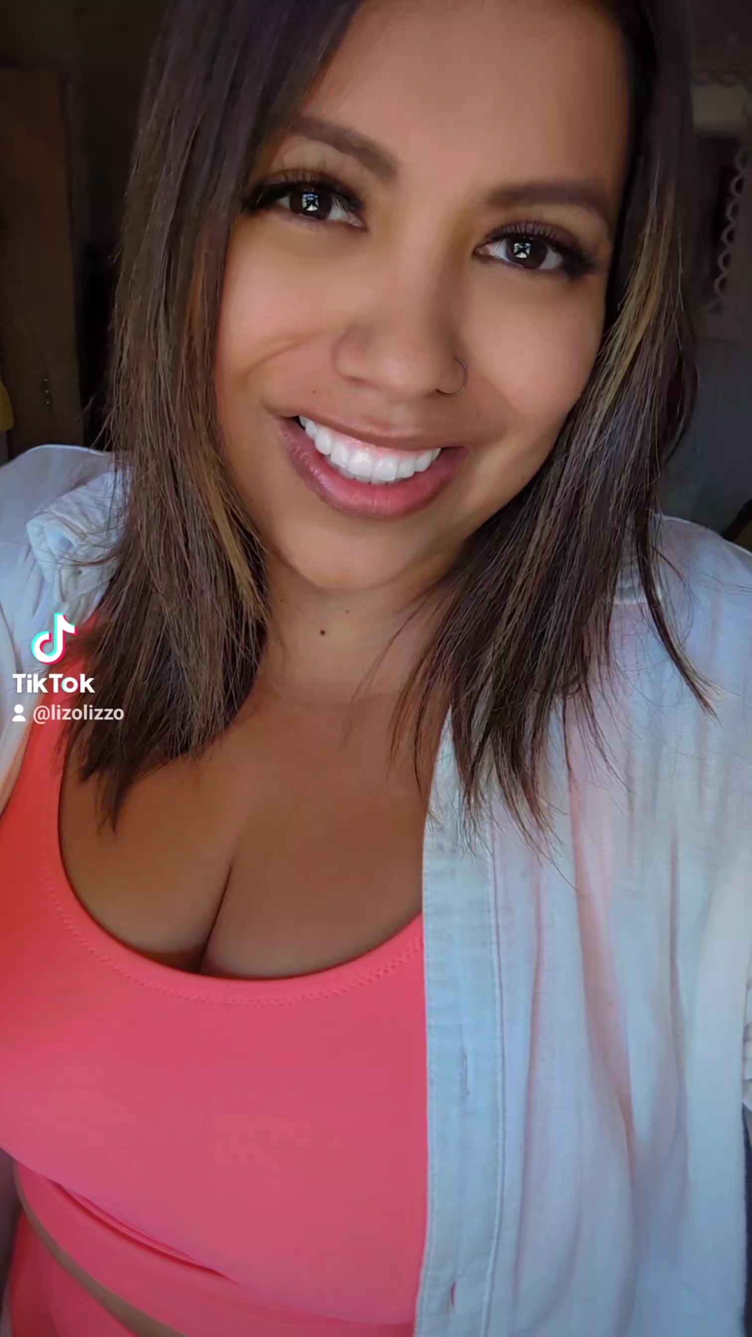 @lizolizzo