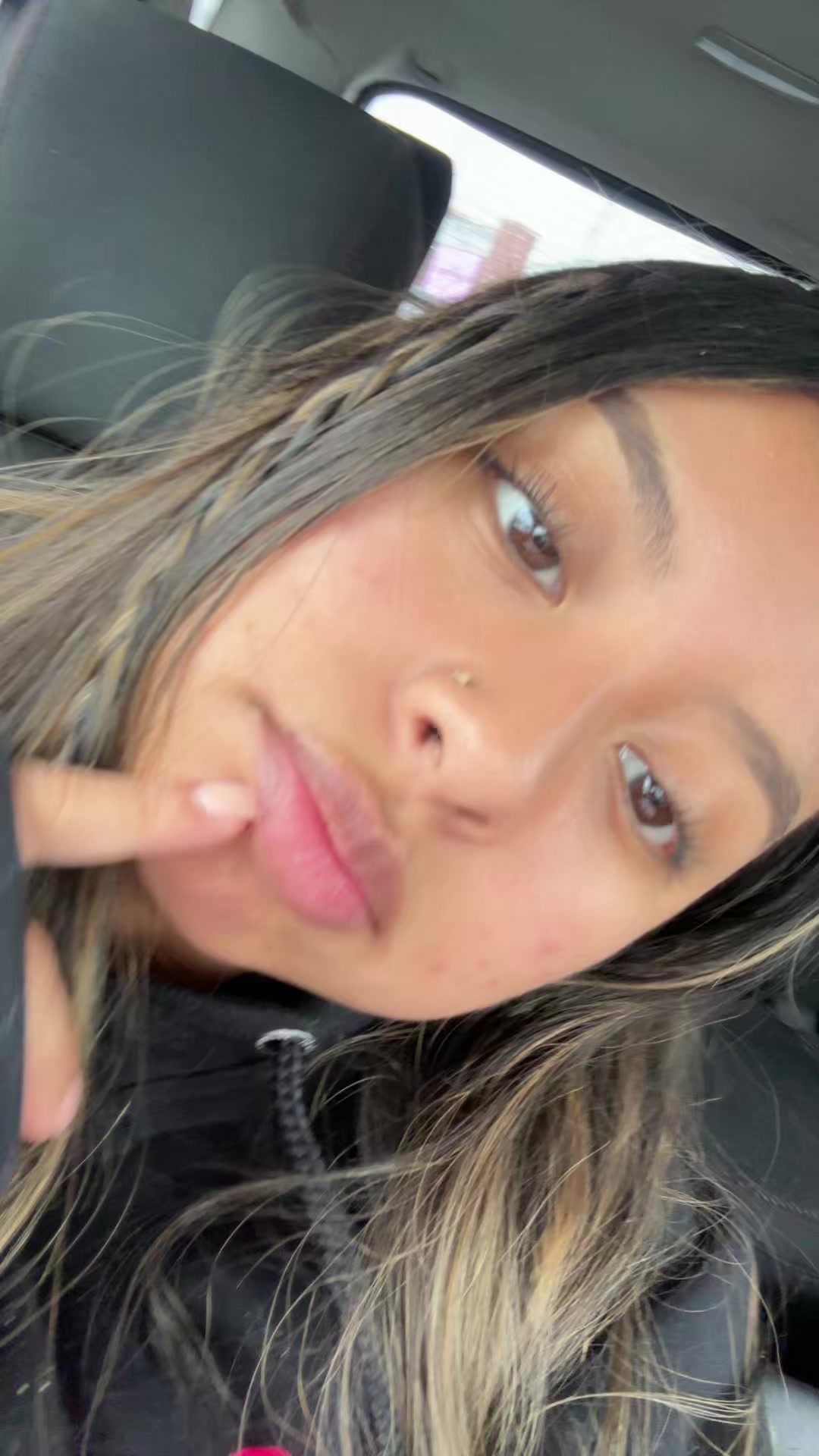 @jackyrivv