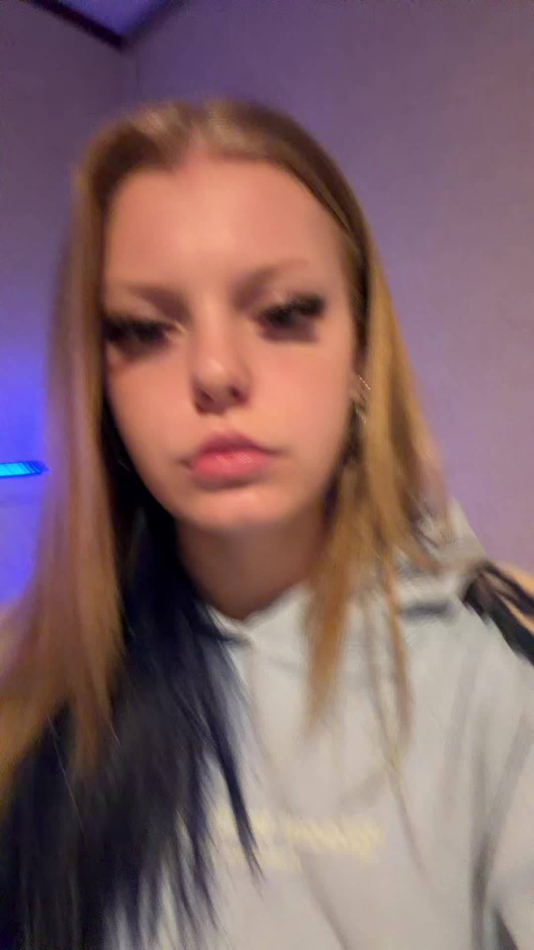 @eyeiris23