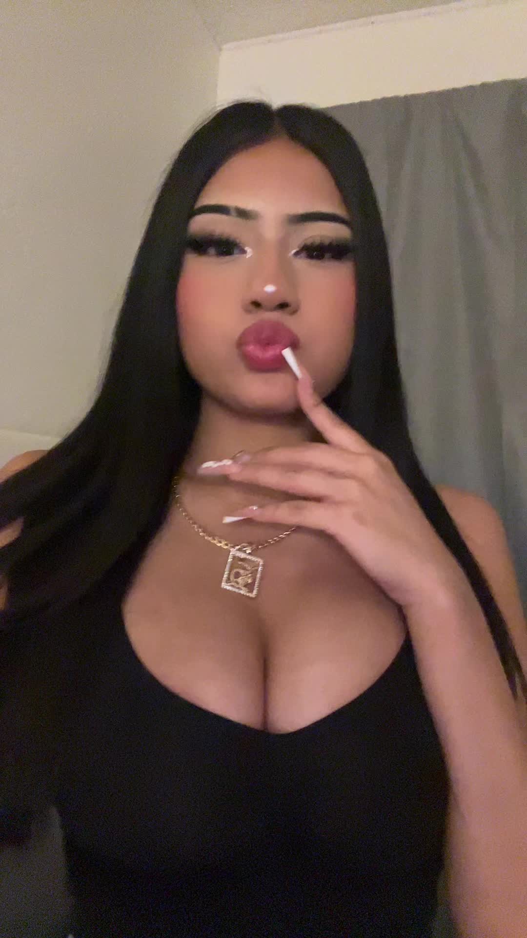 @𝒥𝑜𝒽𝒶𝓃𝓃𝒶