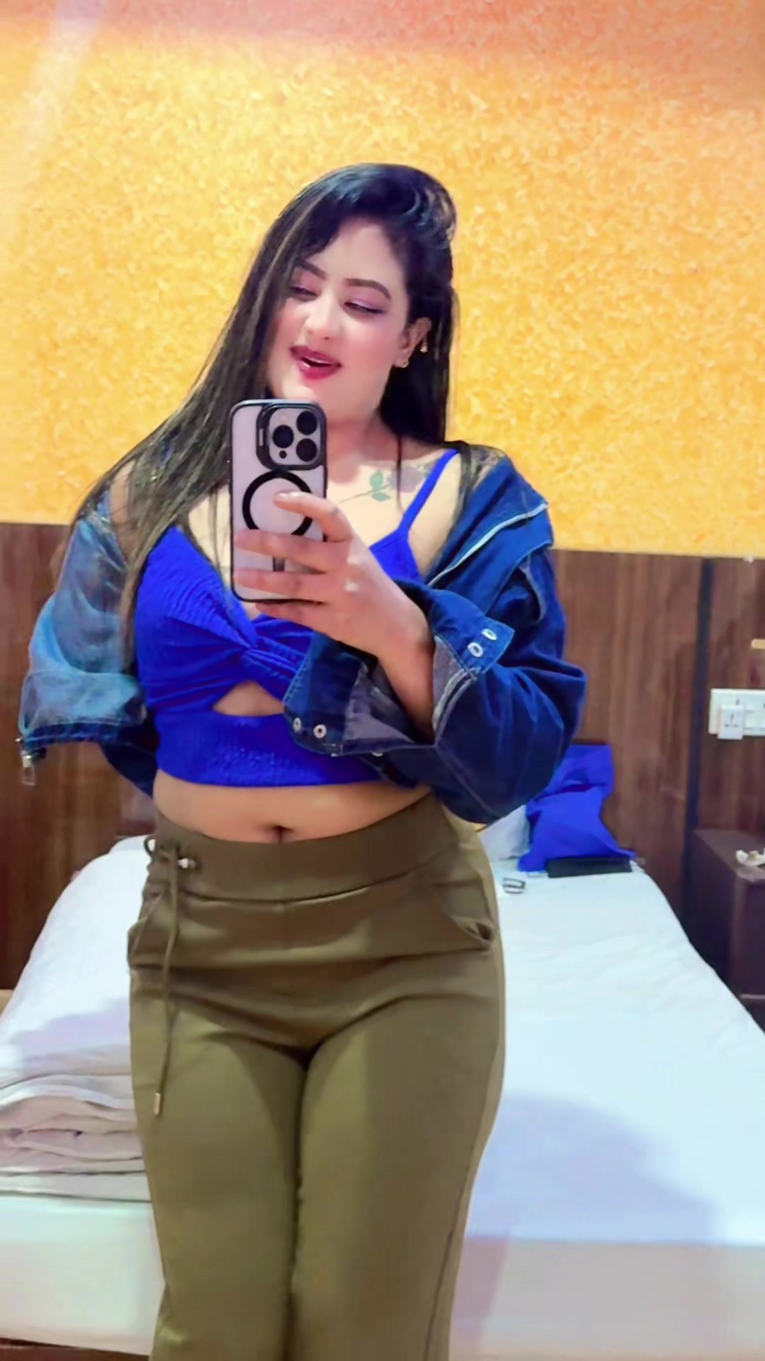 @Riya panta🦋