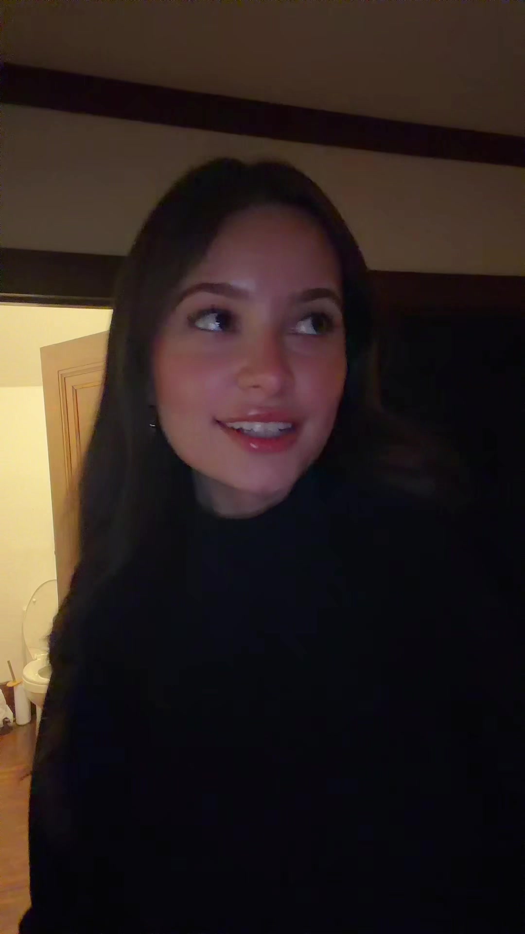 @Ella