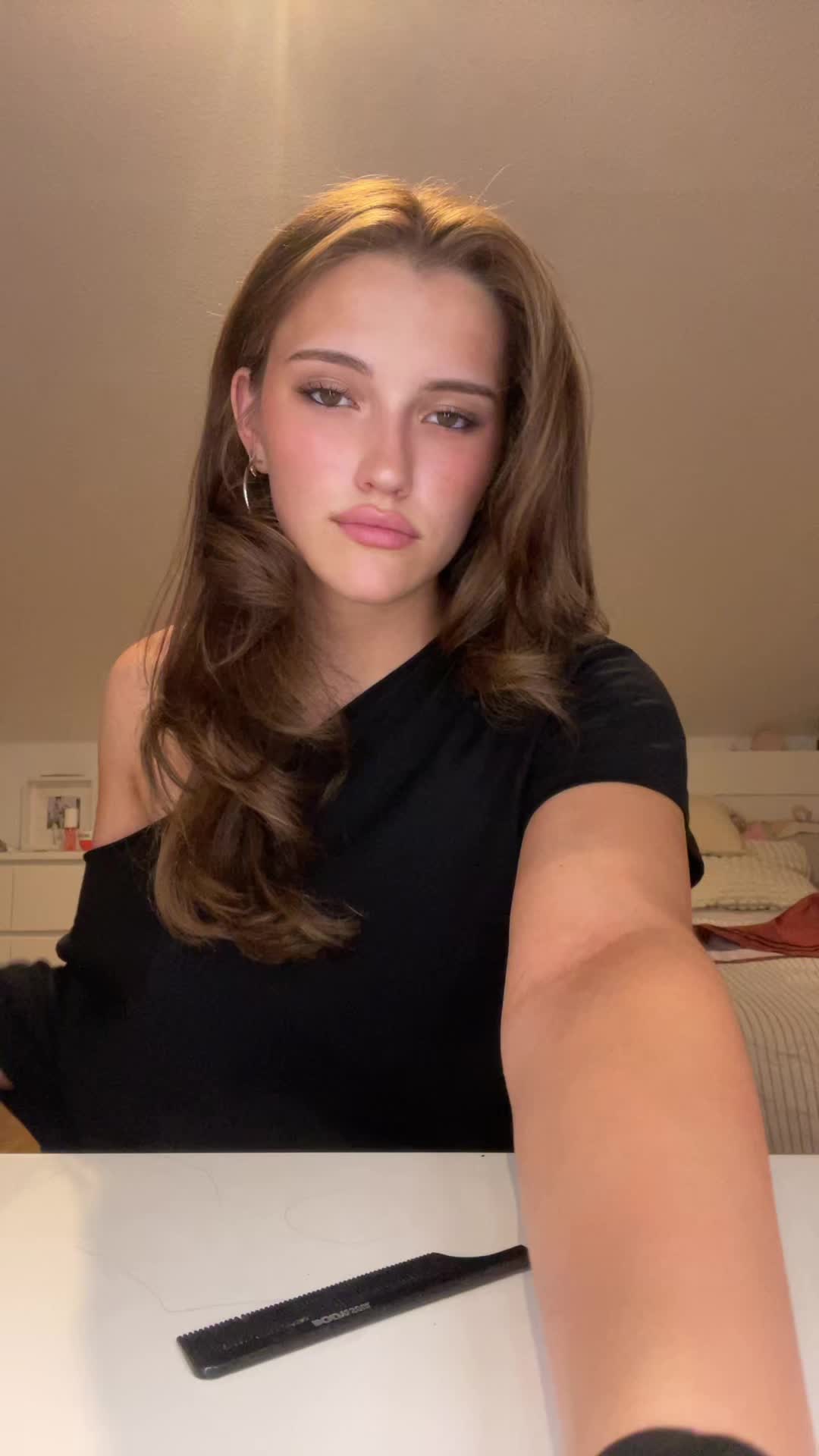 @mariella