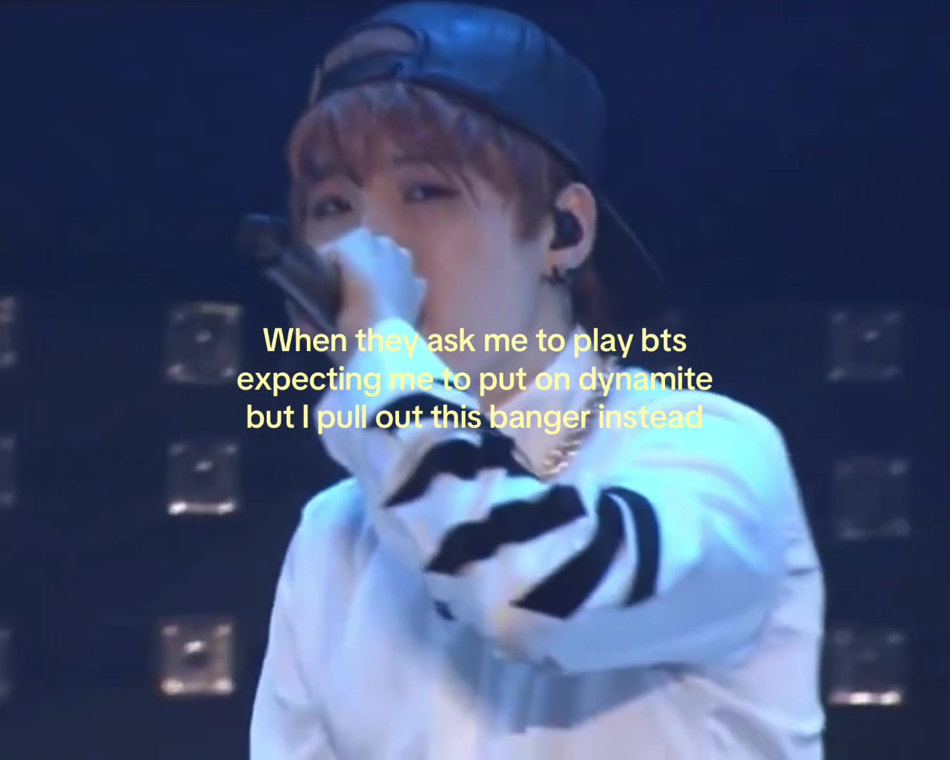 @yoongi ⊹˚.