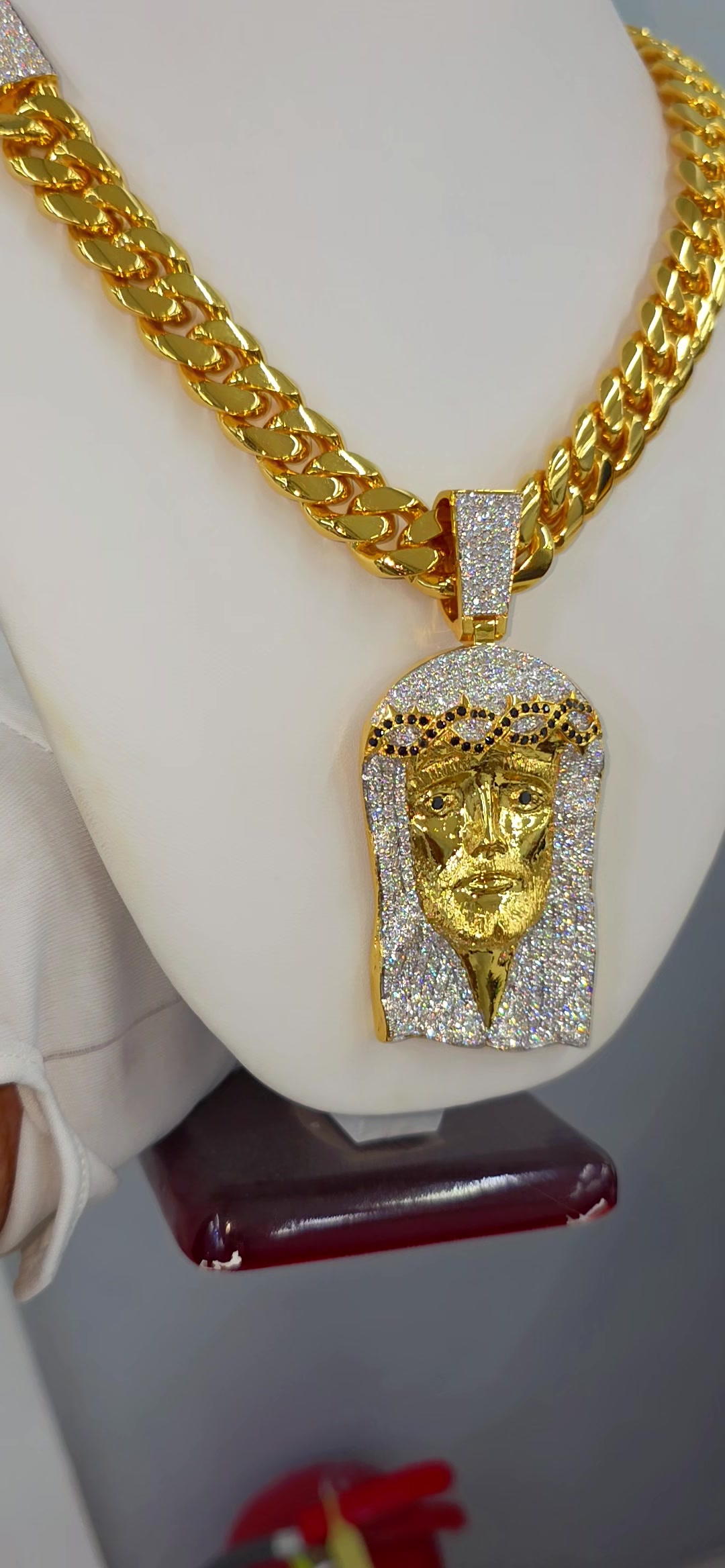 @Raul's Jewellery