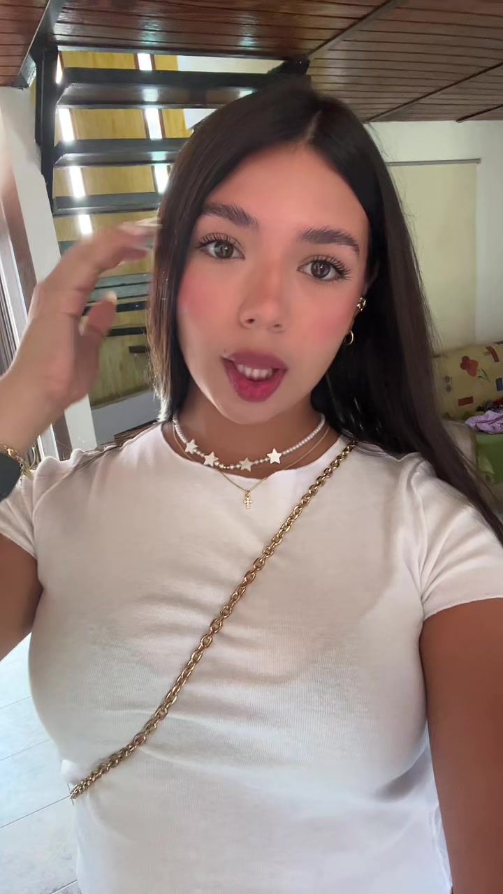@Victoria