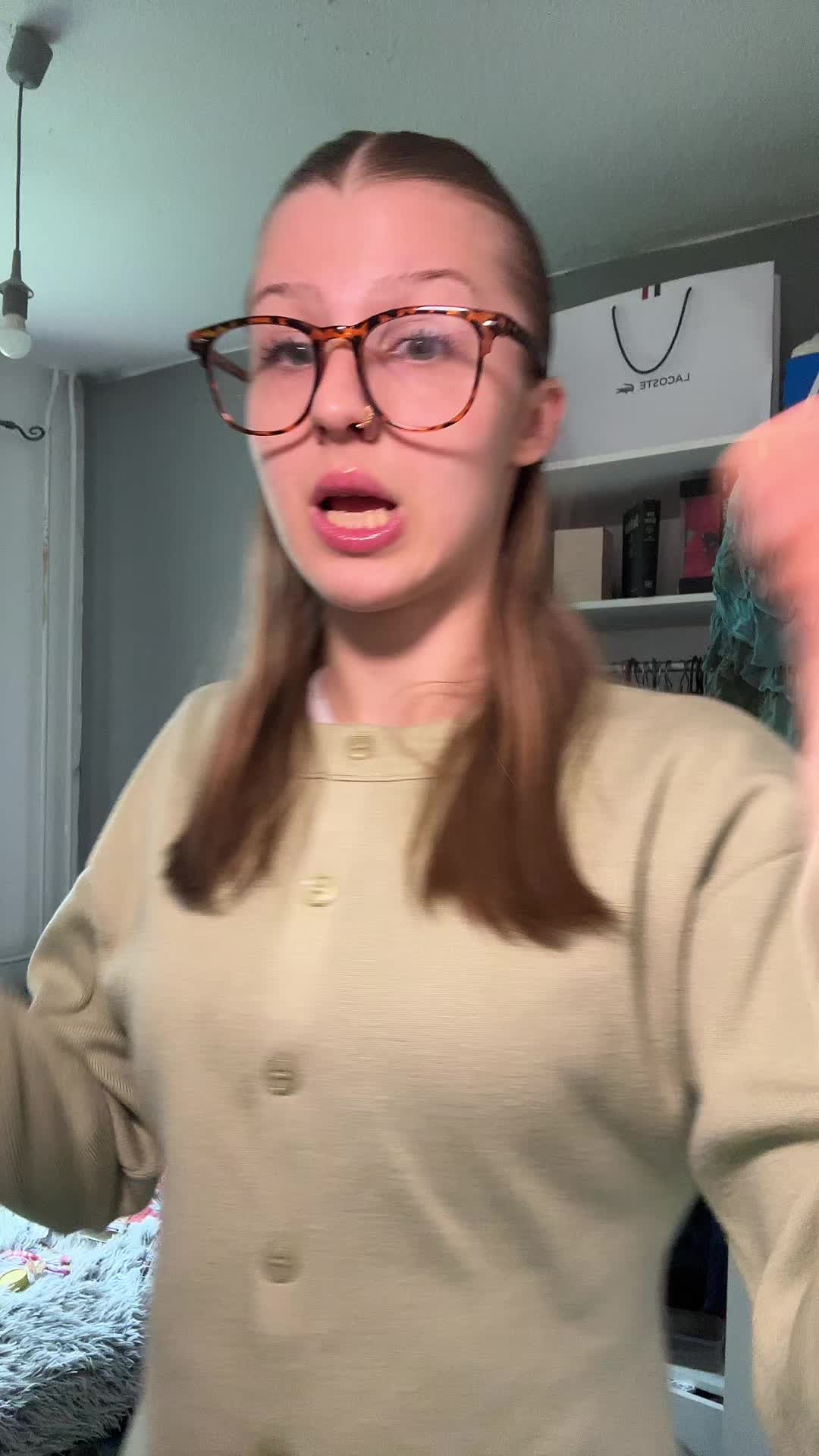 @️