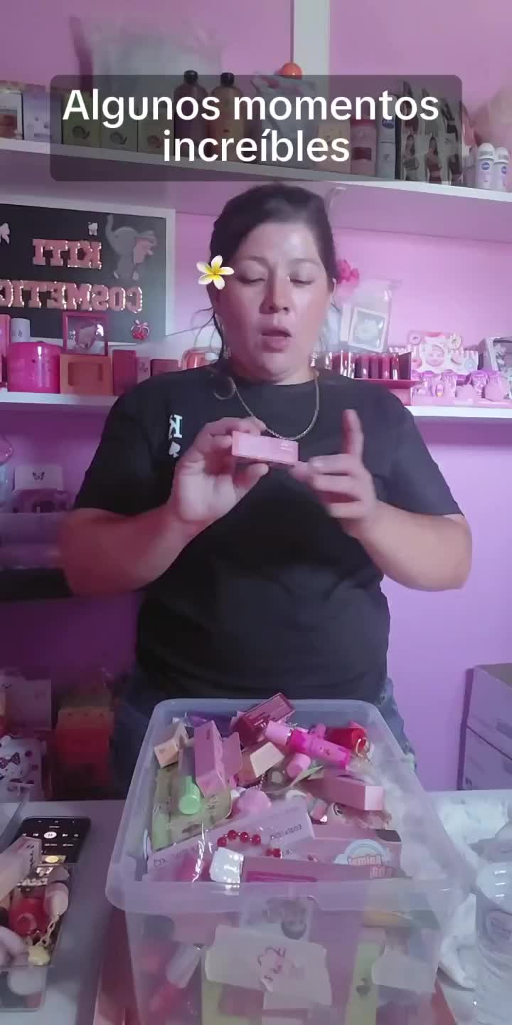 @Kiticosmetics