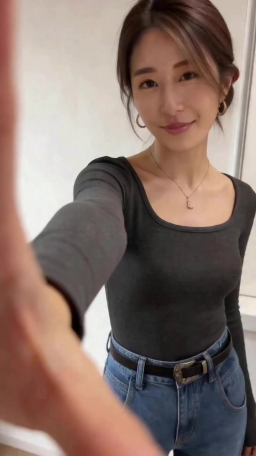 @笑いと目を