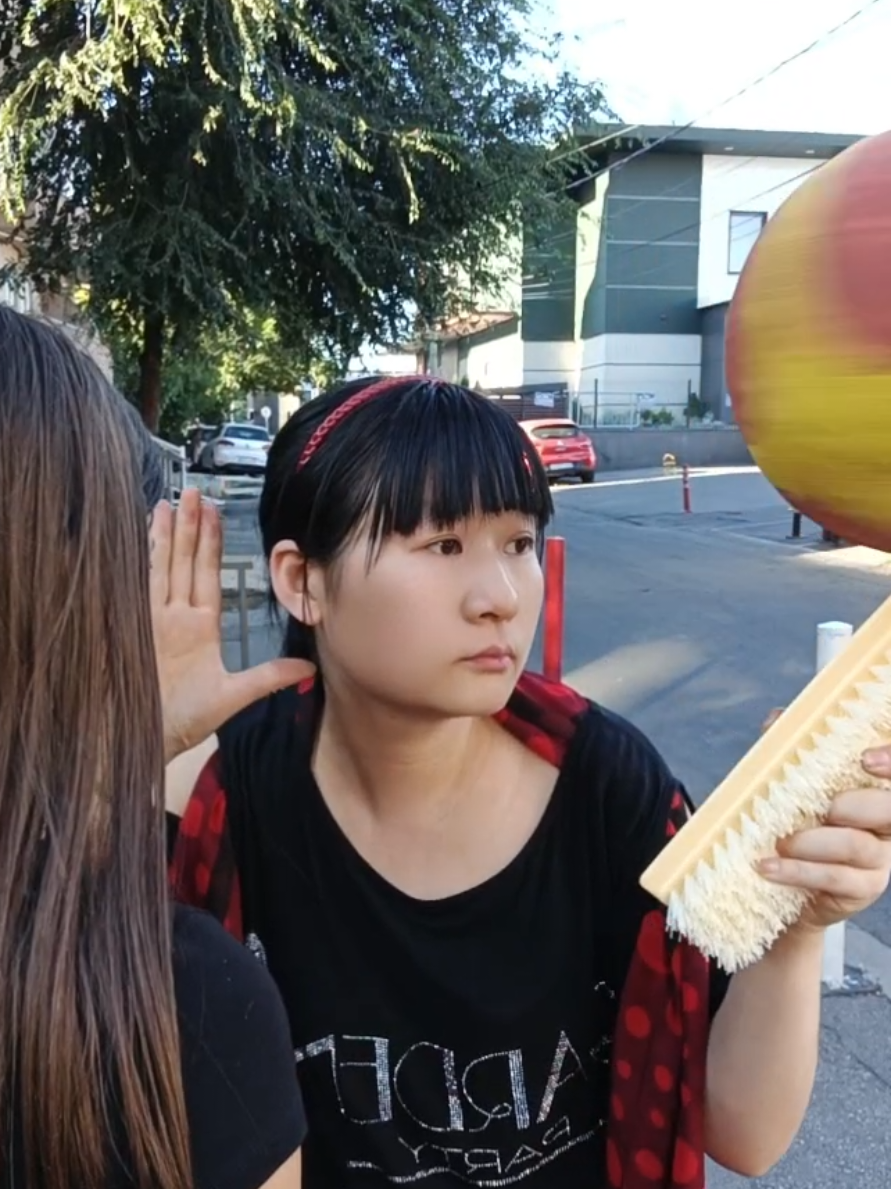 @vi