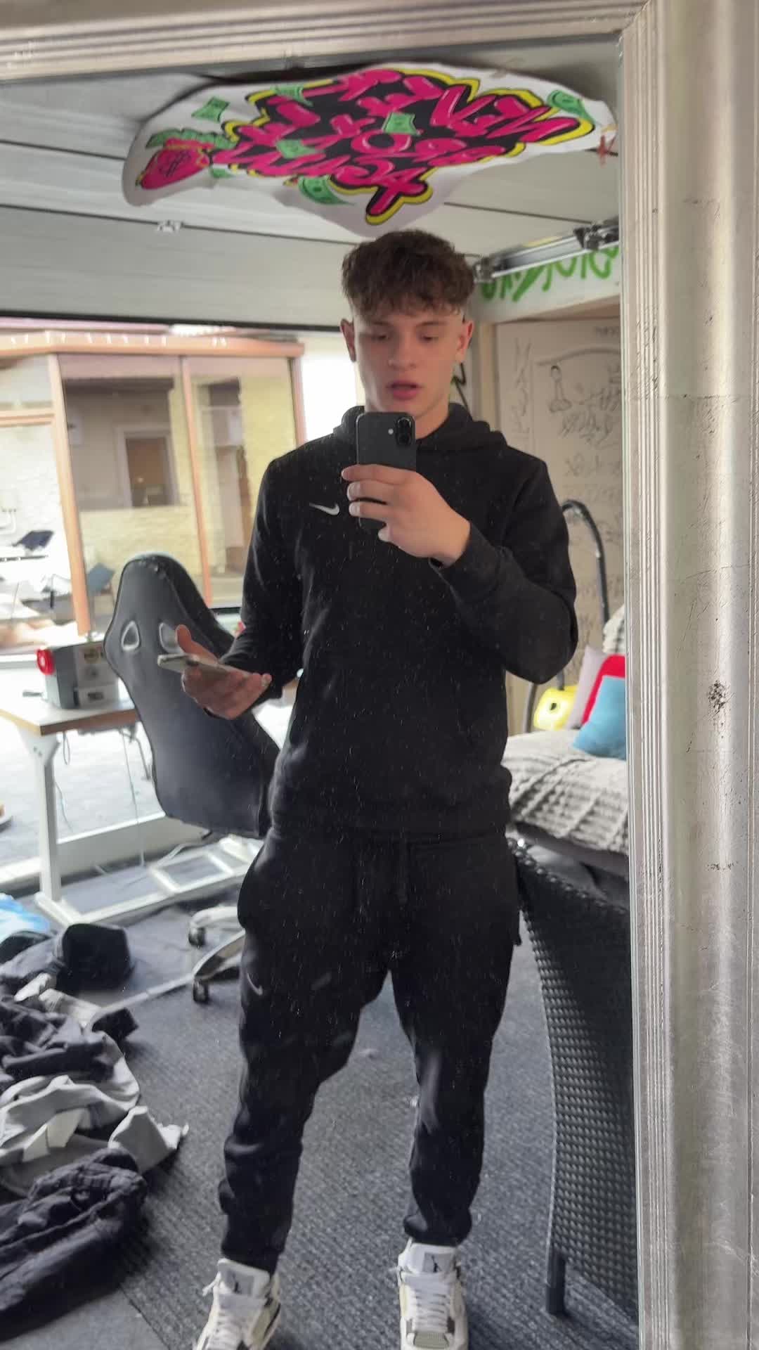 @drippedjeans