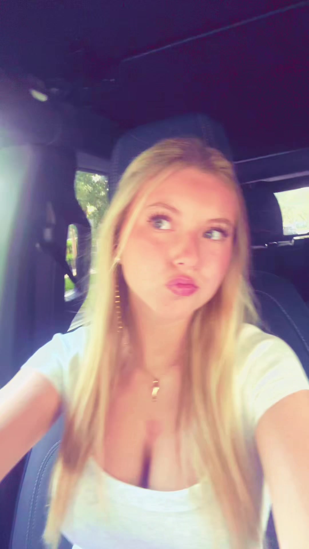 @aubreydeshaclone