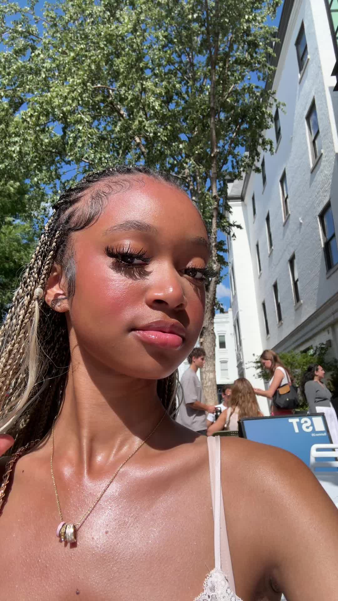@notfnleya