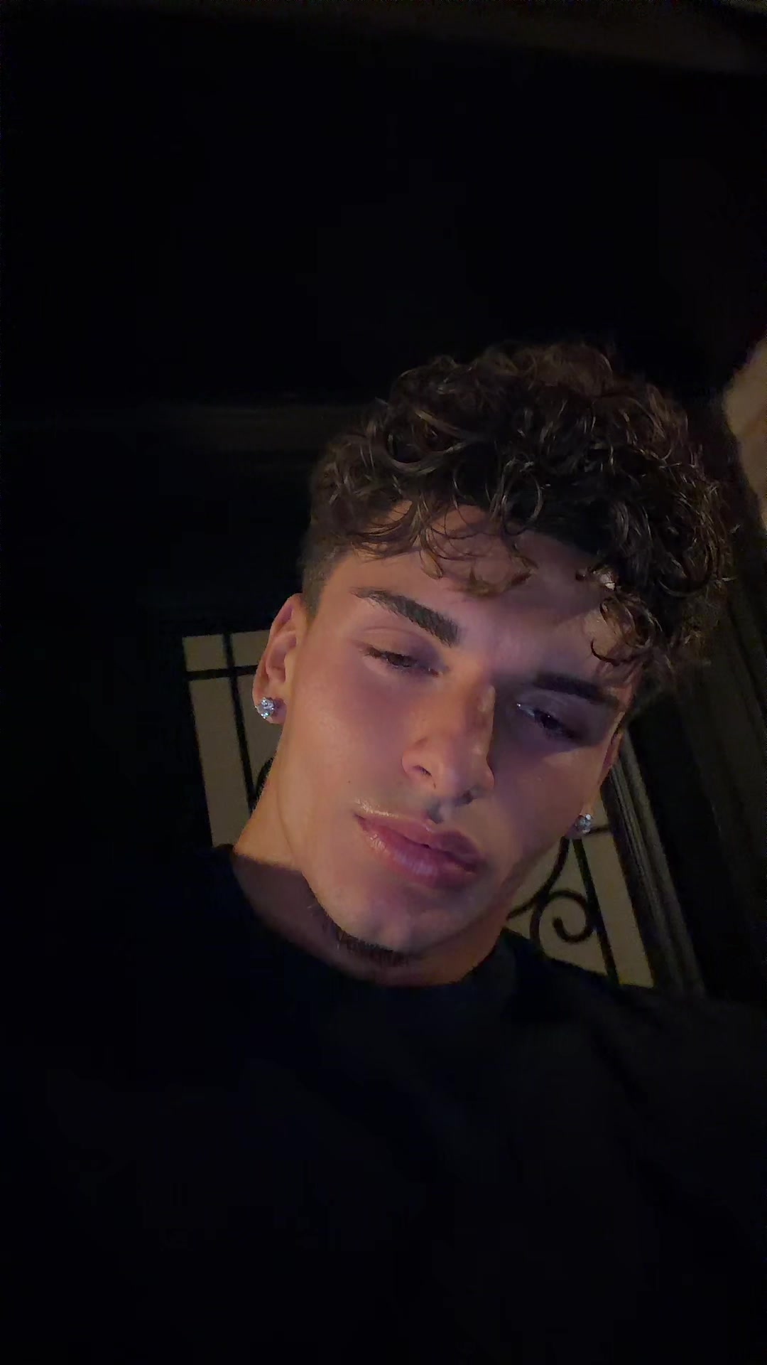 @chris.nikoo
