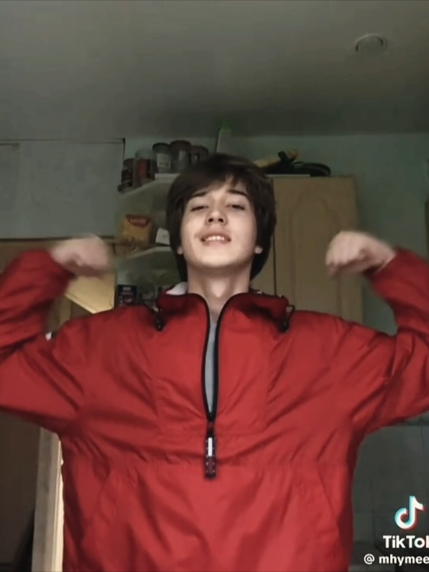 @🎥