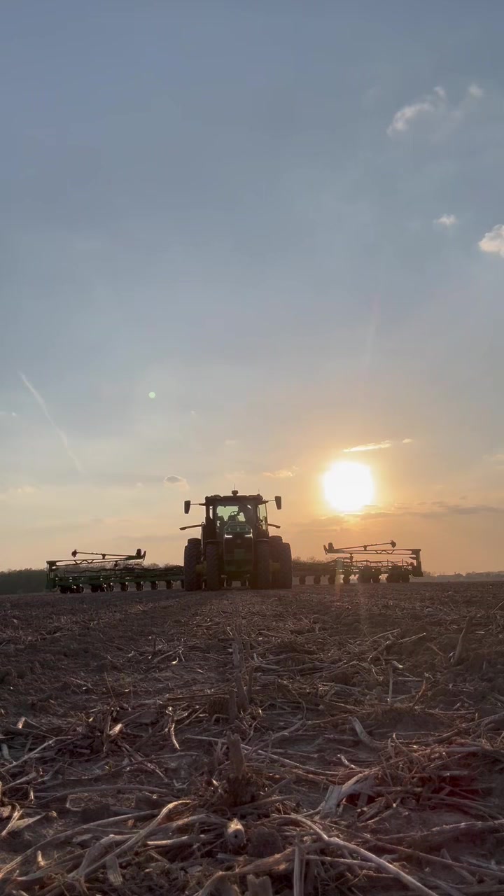 @Reynolds Farm Equipment