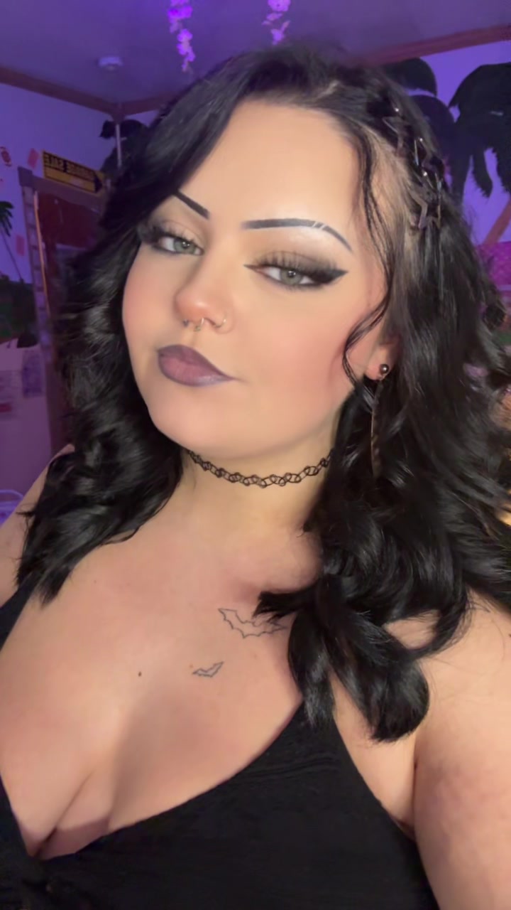 @💕✨𝓔𝓵𝓸𝓻𝓪✨💕