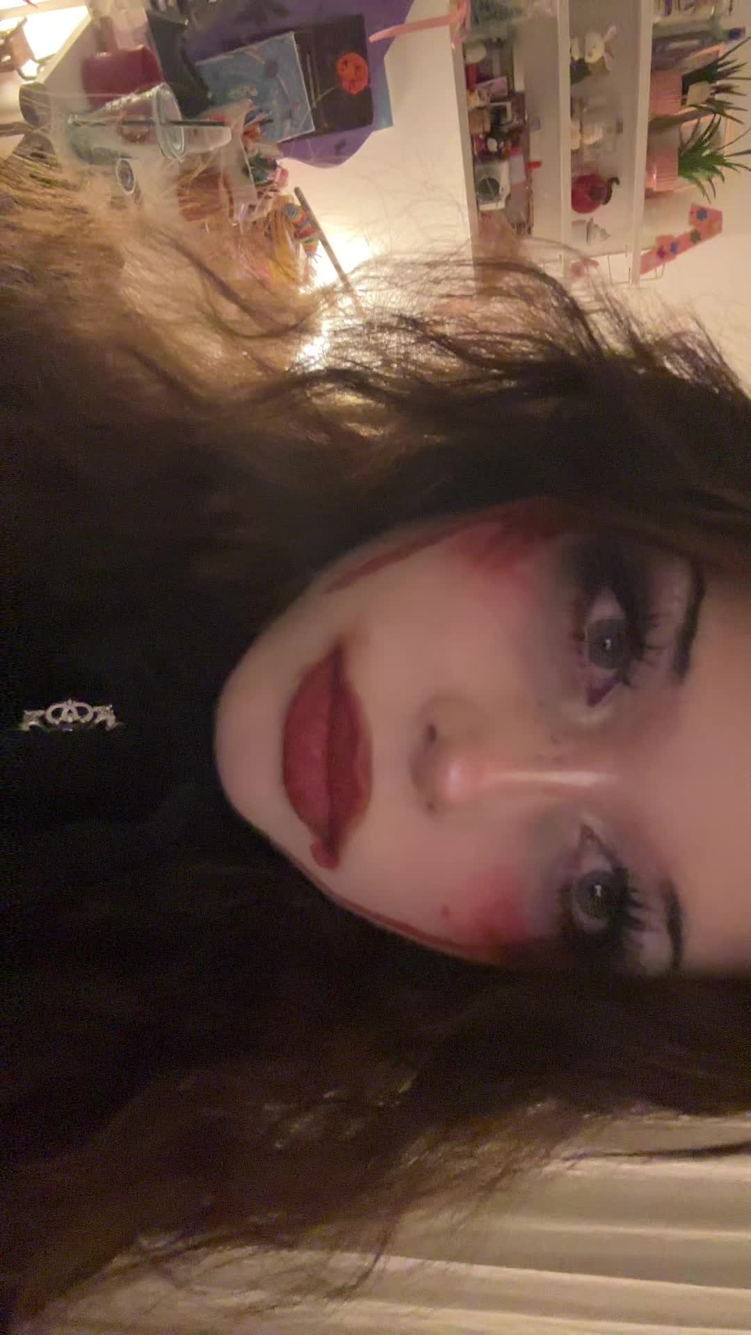 @⋆˚࿔ anni 𝜗𝜚˚⋆