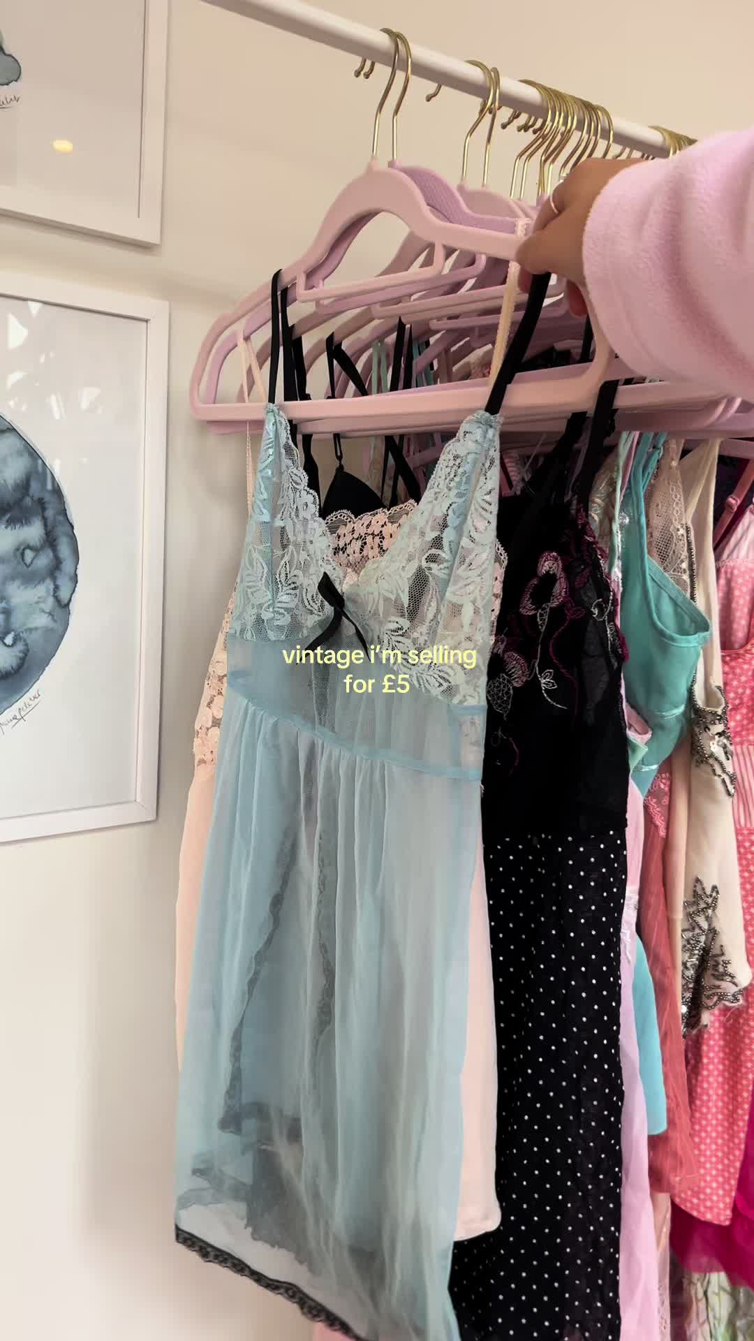@KittyLoveVintage