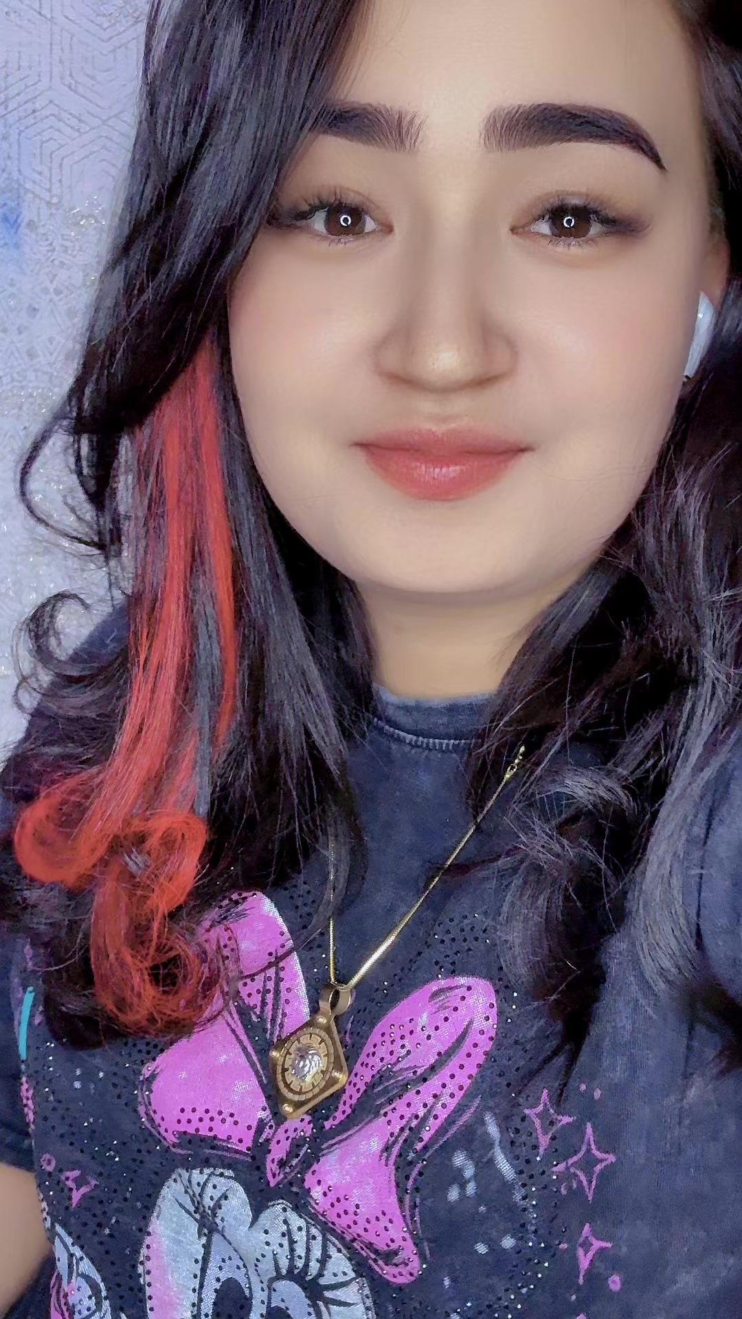 @Pari222🖤🦋